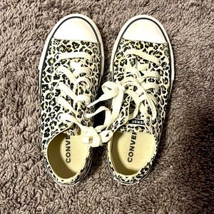 Kids Animal print converse